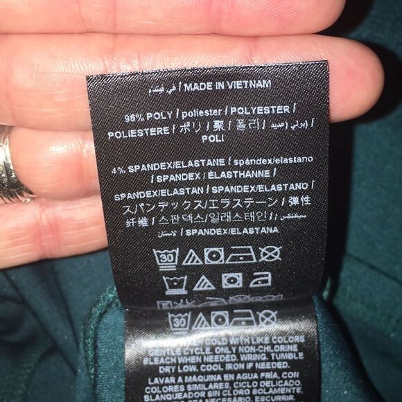 🌸FINAL PRICE🌸G by Guess Green Dress - Picture 10 of 11